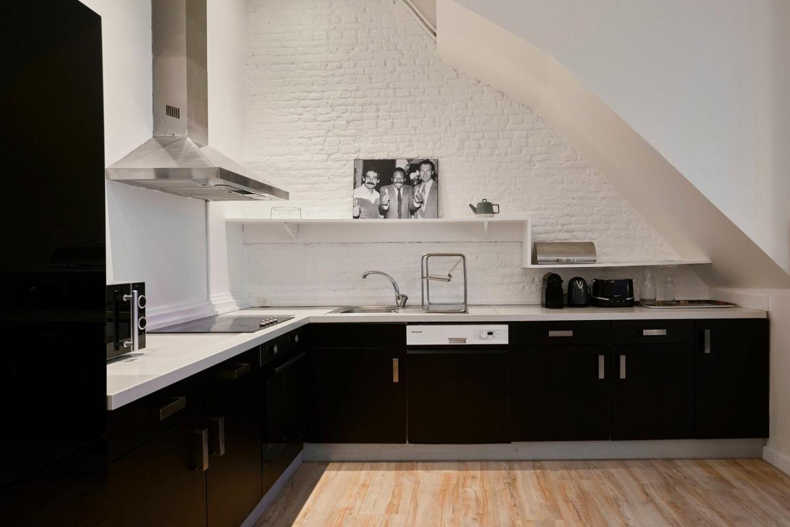Old Lille: Charming Renovated Apartment Eksteriør billede
