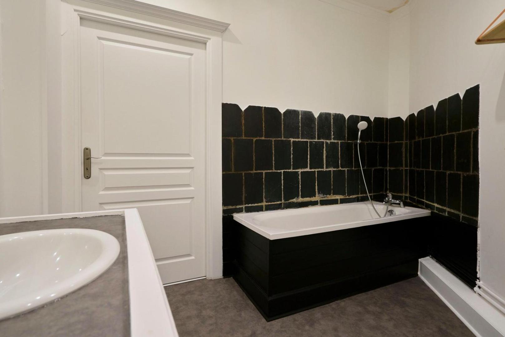 Old Lille: Charming Renovated Apartment Eksteriør billede