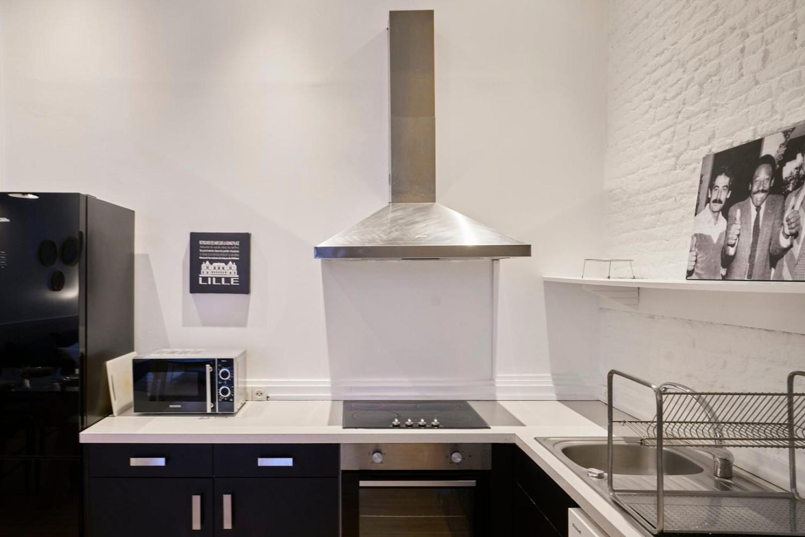 Old Lille: Charming Renovated Apartment Eksteriør billede