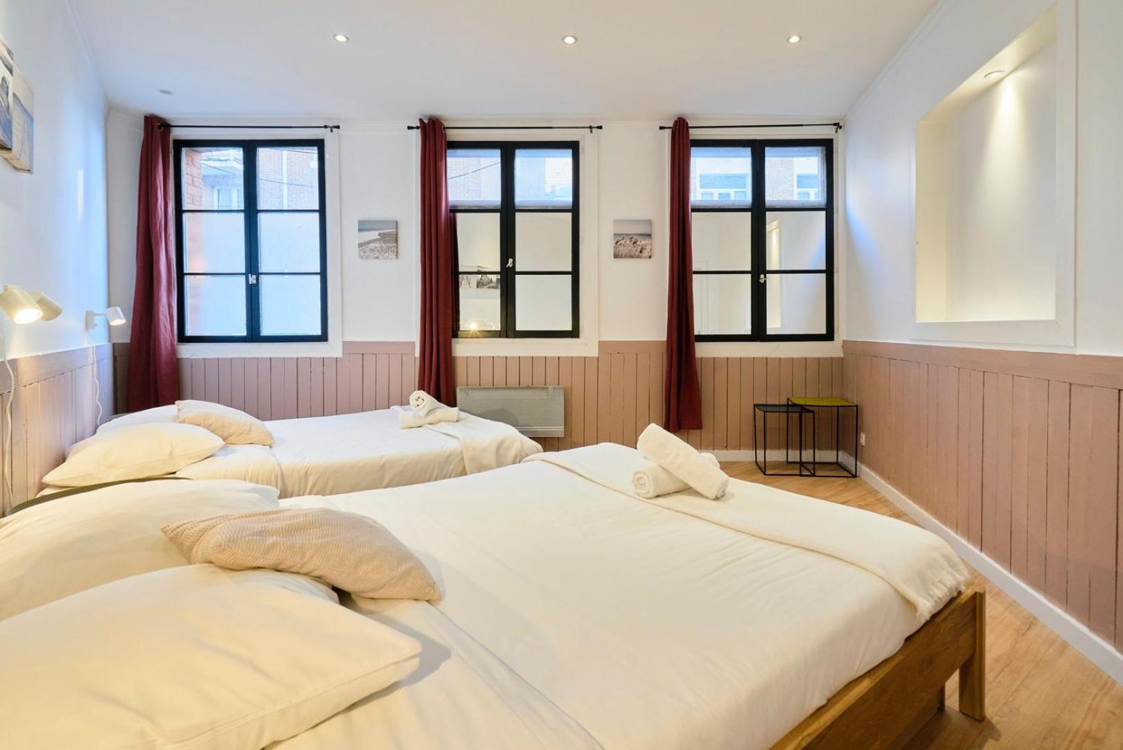 Old Lille: Charming Renovated Apartment Eksteriør billede