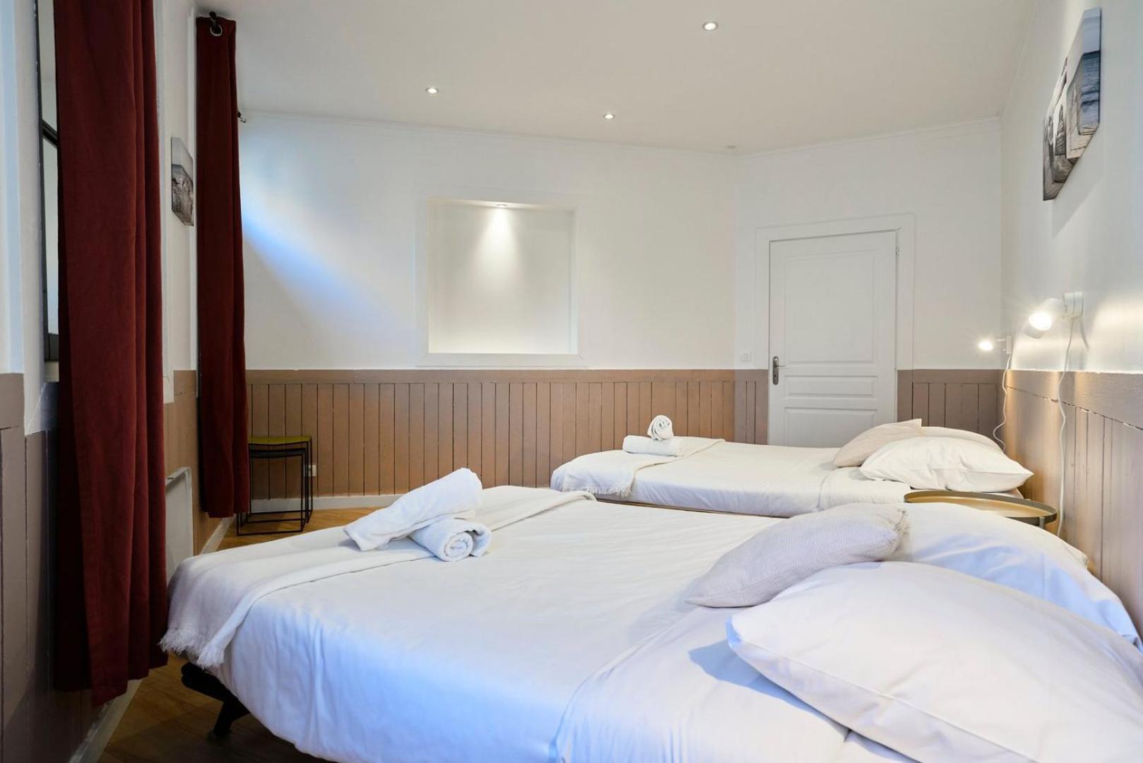 Old Lille: Charming Renovated Apartment Eksteriør billede